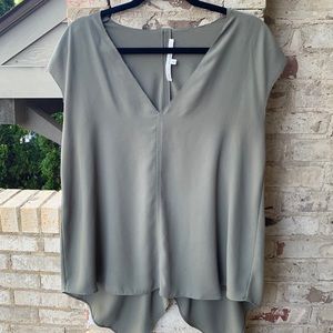Rachel Roy Olive Green Sleeveless Shirt Medium